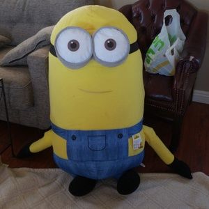 Huge Minion stuffed animal Animation cartoon